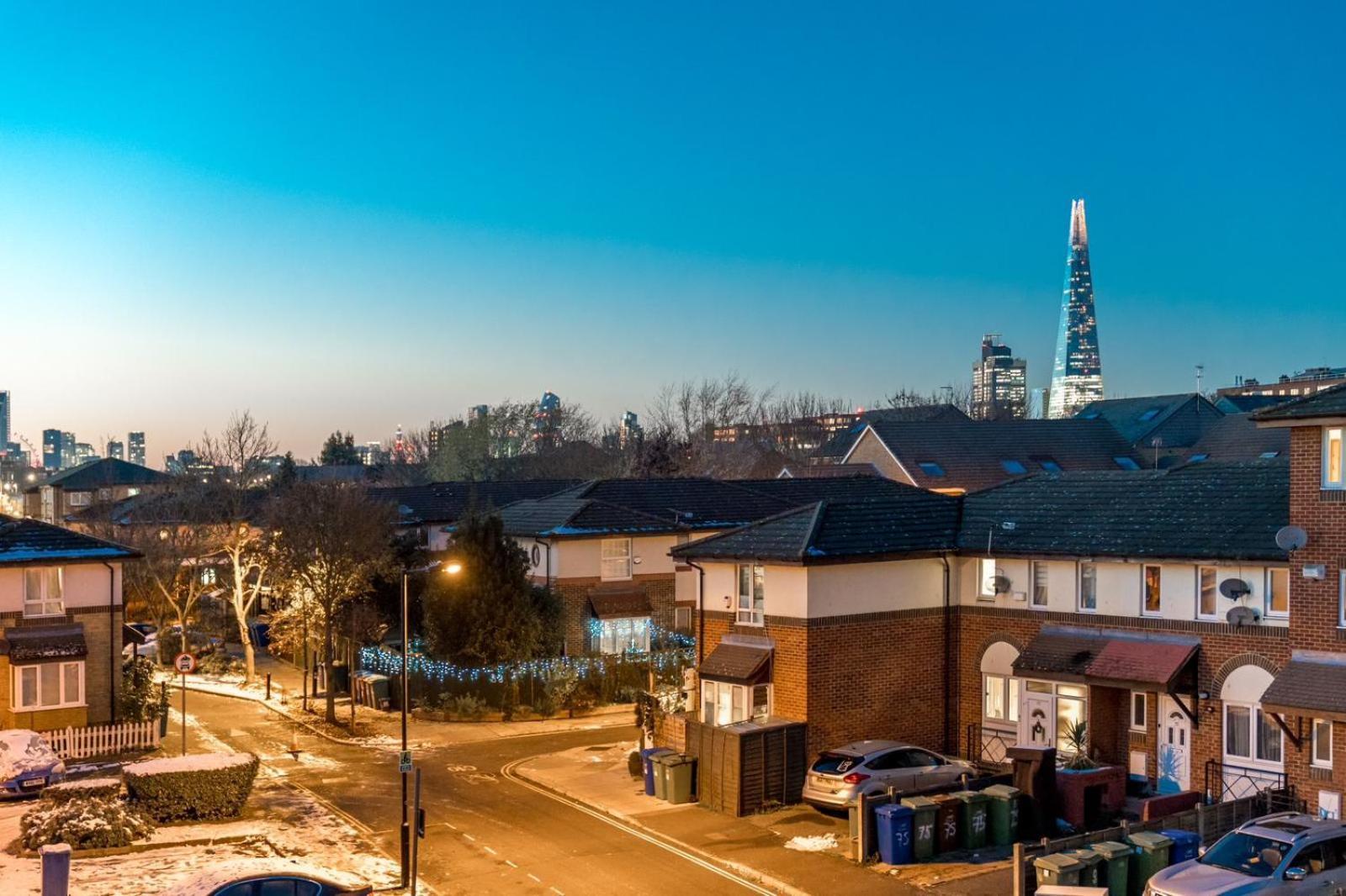 Cozy Apartment In Greater London - 1Br,1 Bath Buitenkant foto